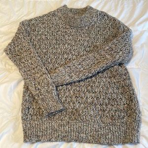 NWOT Universal Thread Sweater